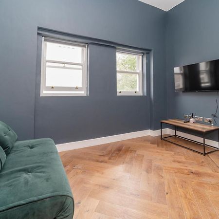 Morden Studio Flat Moments Away From Brighton Seafront Lejlighed Eksteriør billede
