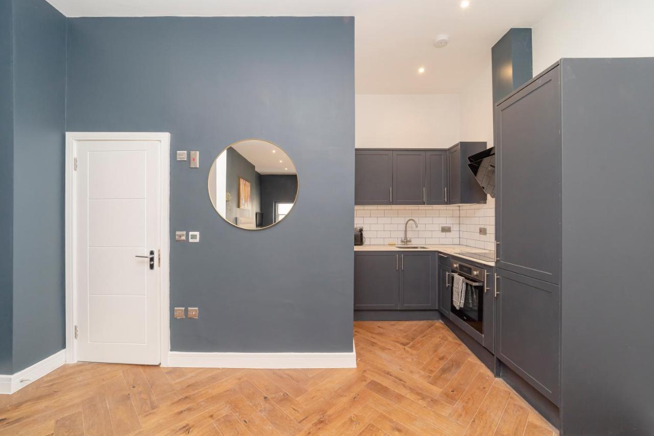 Morden Studio Flat Moments Away From Brighton Seafront Lejlighed Eksteriør billede
